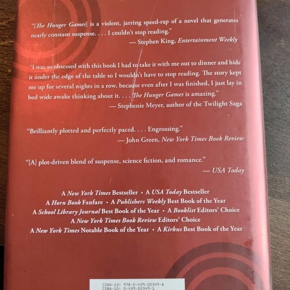 Hunger Games - Catching Fire Book & DVD - Picture 7 of 12